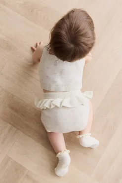 Celine Bloomer - Whisper White Little Love