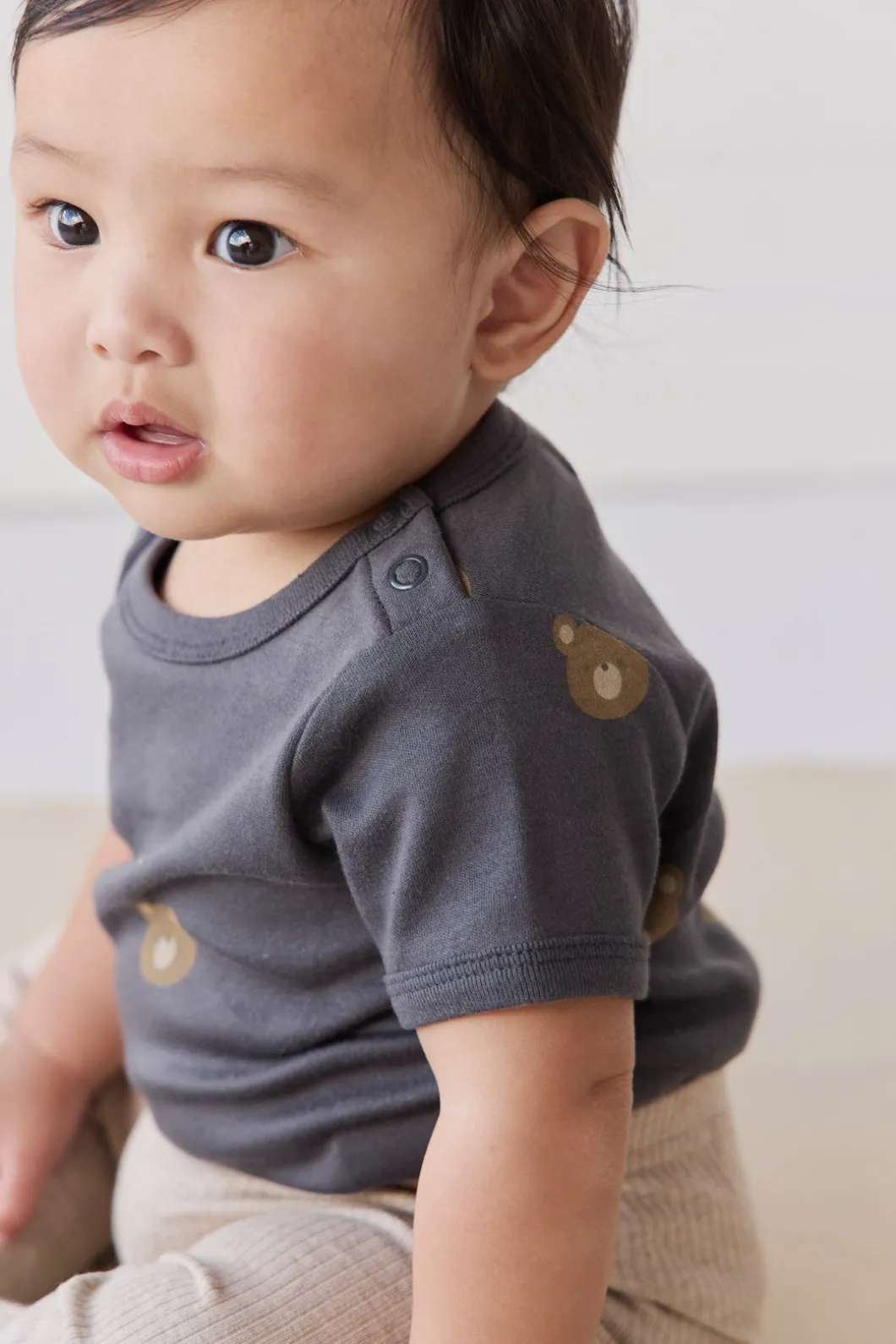 Organic Cotton Hudson Short Sleeve Bodysuit - Bobbie Bears Black Oyster