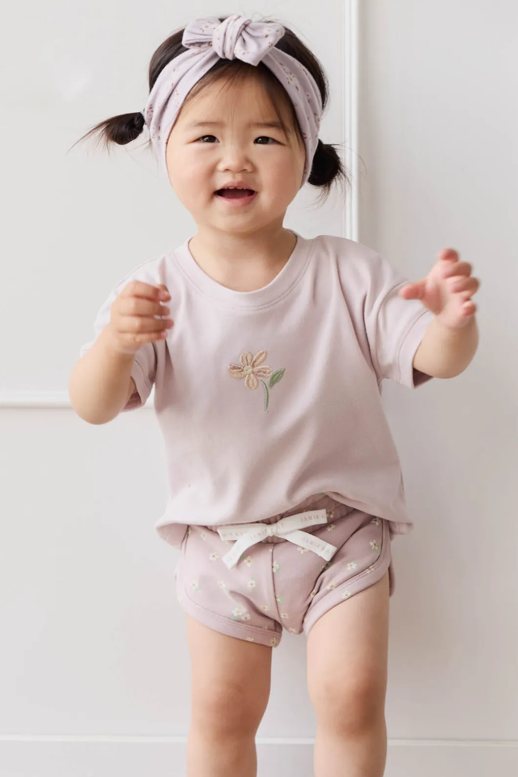 Organic Cotton Ivy Shortie - Simple Flowers Lilac