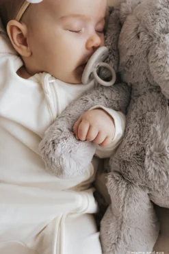 Snuggle Bunnies - Olive The Elephant