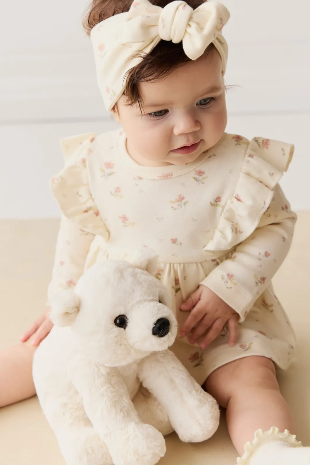 Snuggle Bunnies - Parker The Polar Bear