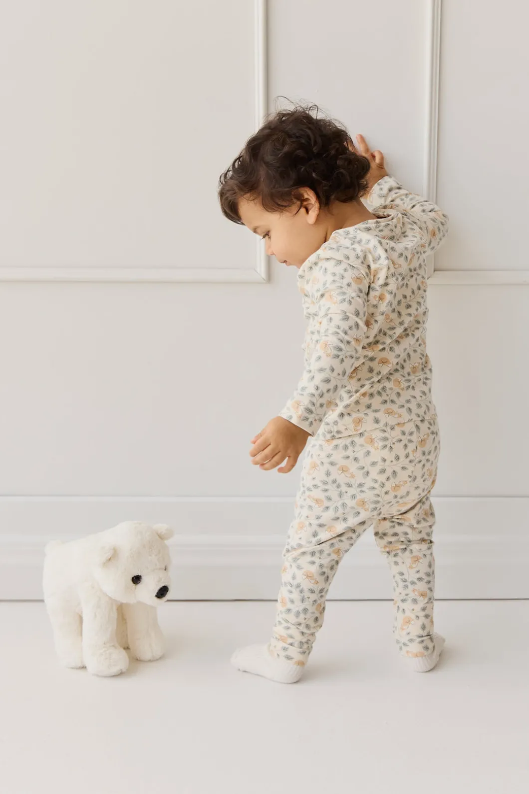 Snuggle Bunnies - Parker The Polar Bear